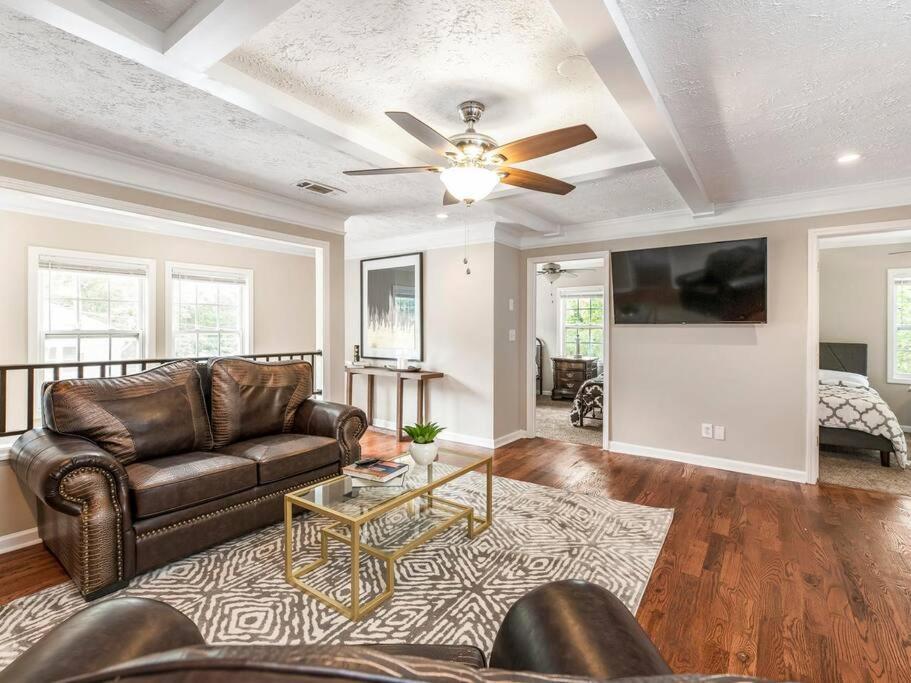 Gorgeous East Village Home Near Downtown Sleeps 12 5 Bedrooms Coffee Bbq Ac Parking แอตแลนตา ภายนอก รูปภาพ